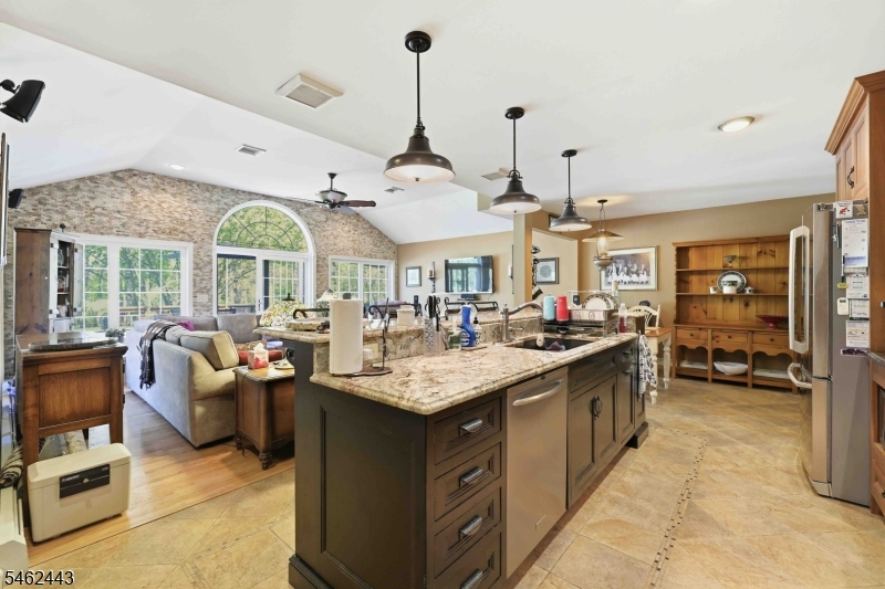 144 Stephens State Park Rd Property Photo 10
