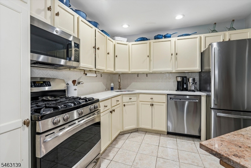 118 Brookside Ln Property Photo 14
