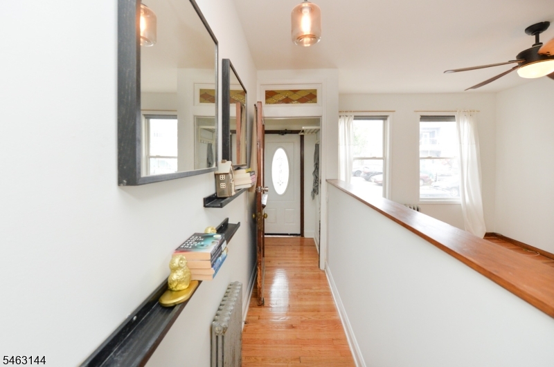 103 Napoleon St A Property Photo 7