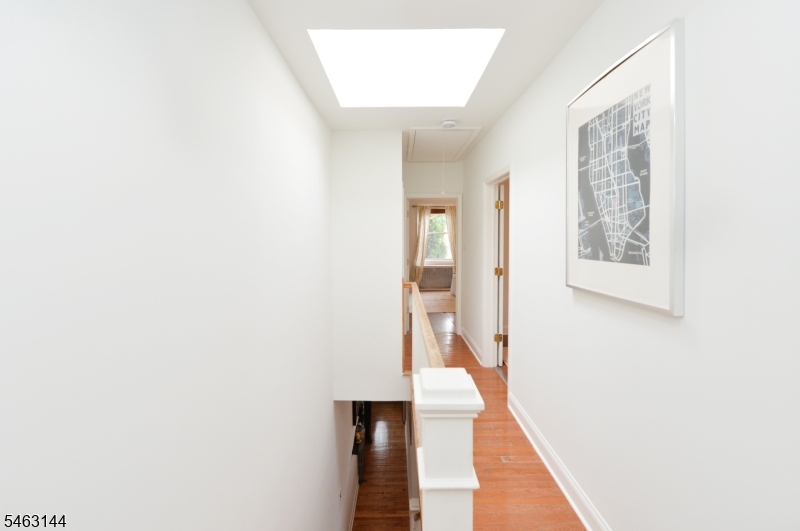 103 Napoleon St A Property Photo 23