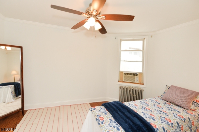 103 Napoleon St A Property Photo 24