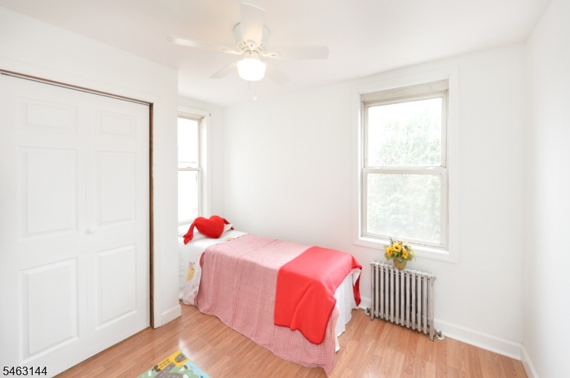 103 Napoleon St A Property Photo 25