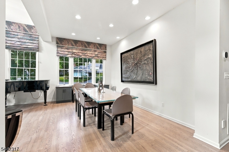 14 Cobble Ln Property Photo 8