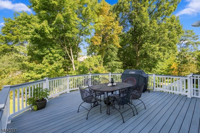 14 Cobble Ln Property Photo 36