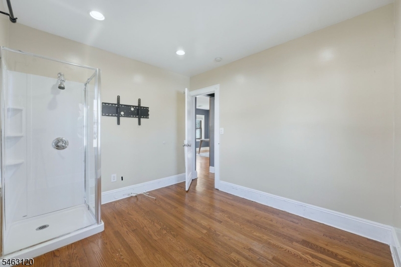 107 Palisade Ave Property Photo 21