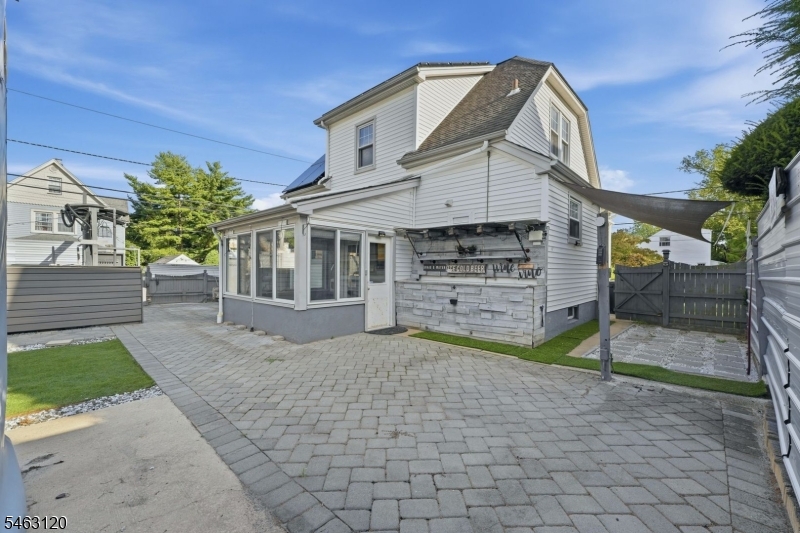 107 Palisade Ave Property Photo 39
