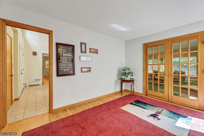 100 Cheshire Ln Property Photo 18