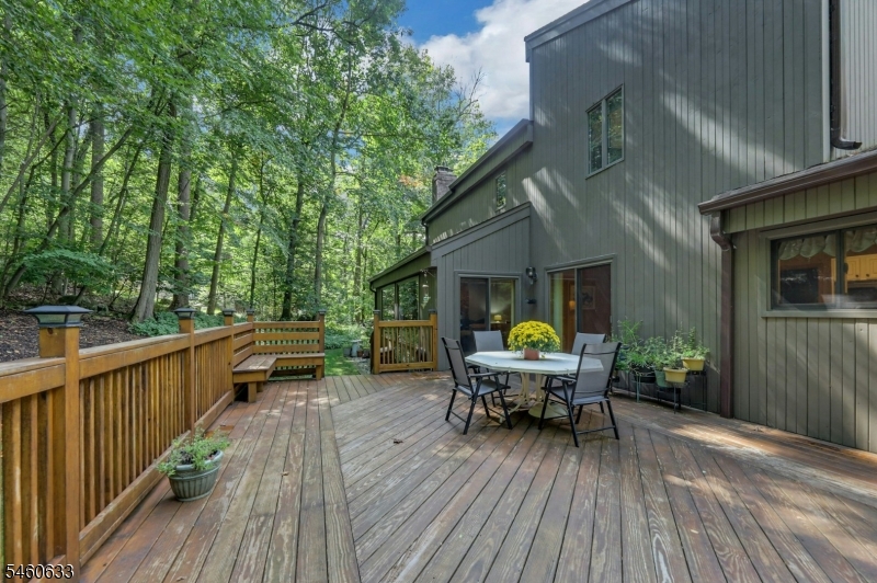 100 Cheshire Ln Property Photo 30