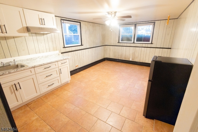 74 Raritan Rd Property Photo 17
