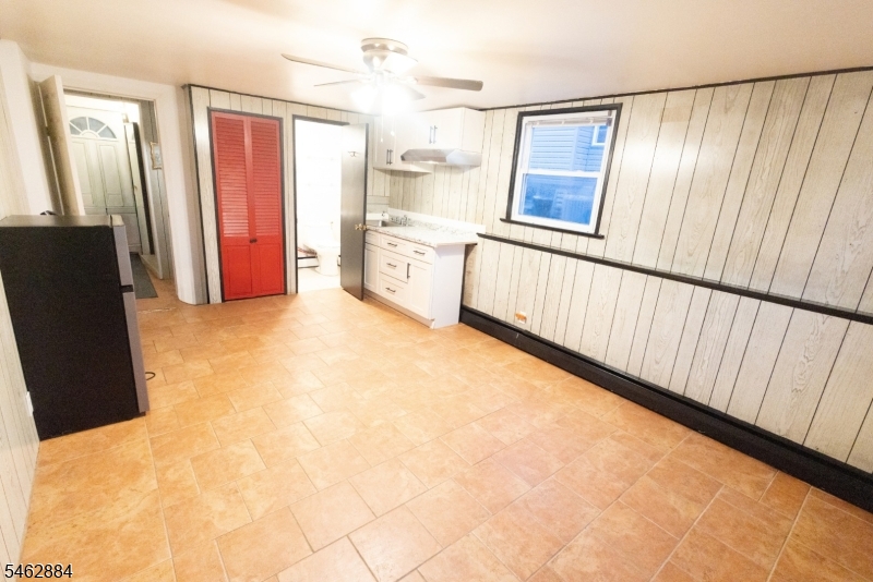 74 Raritan Rd Property Photo 18