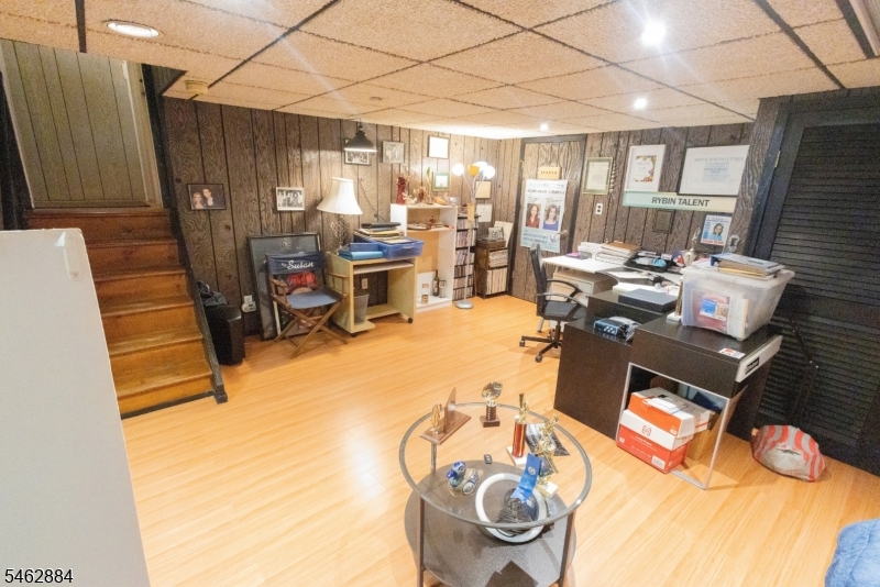 74 Raritan Rd Property Photo 21