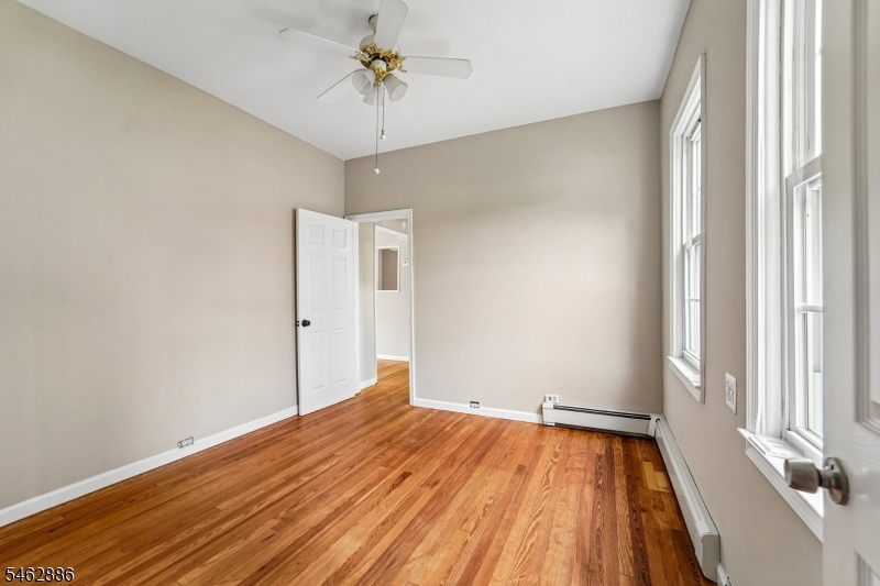 119 Colfax Ave Property Photo 15