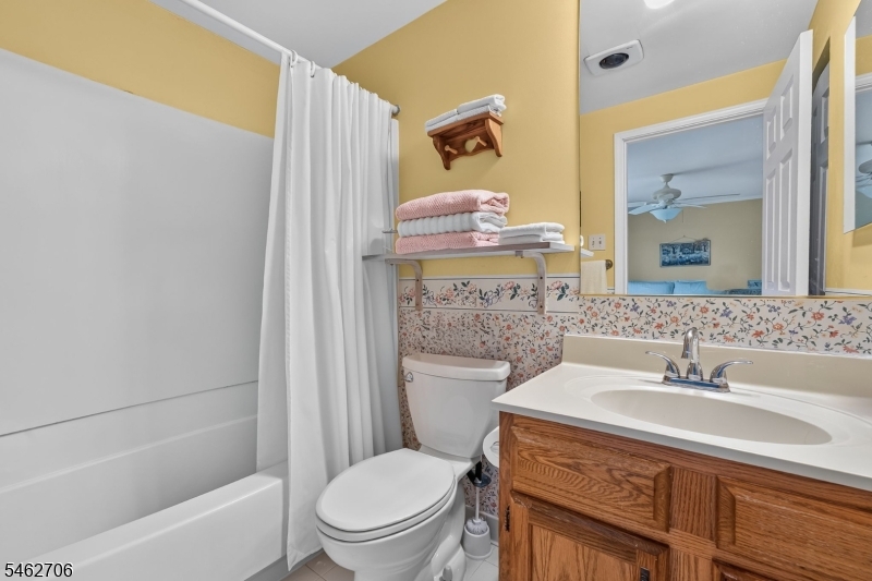 34 Cambridge Property Photo 18