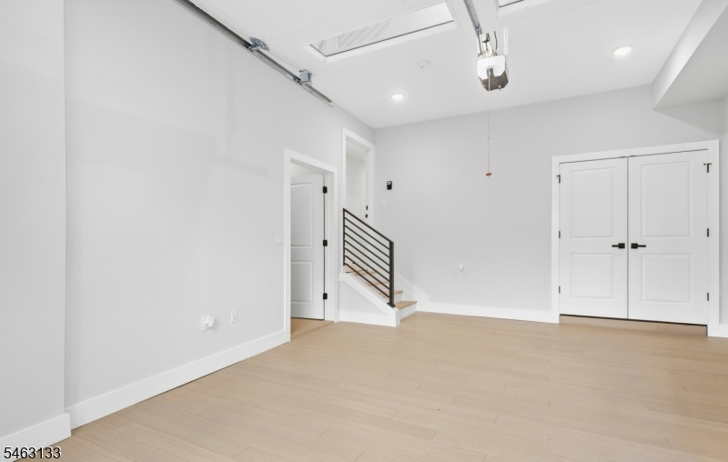 257 S 7th St Property Photo 45