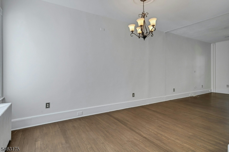52 Madison St Property Photo 10