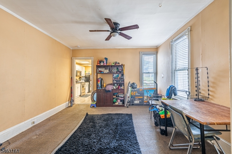 60 Bennett St Property Photo 3