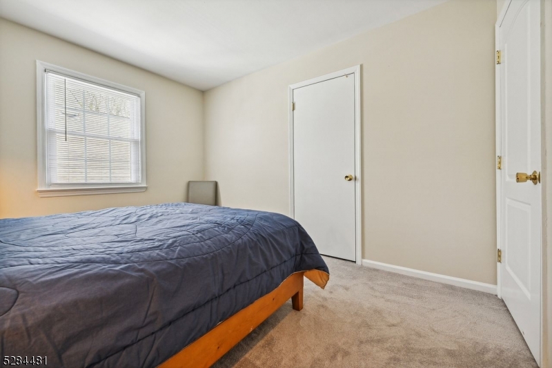 545 Trinity Pl Property Photo 14