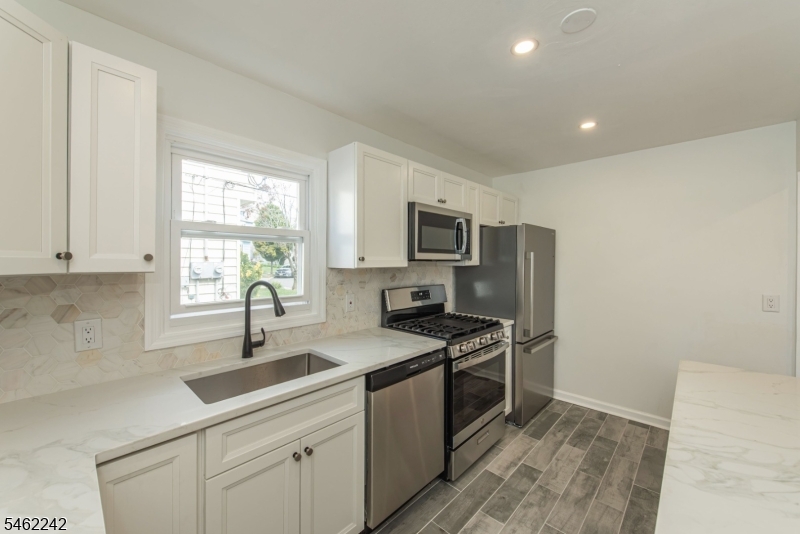 5 Underhill Ct Property Photo 5