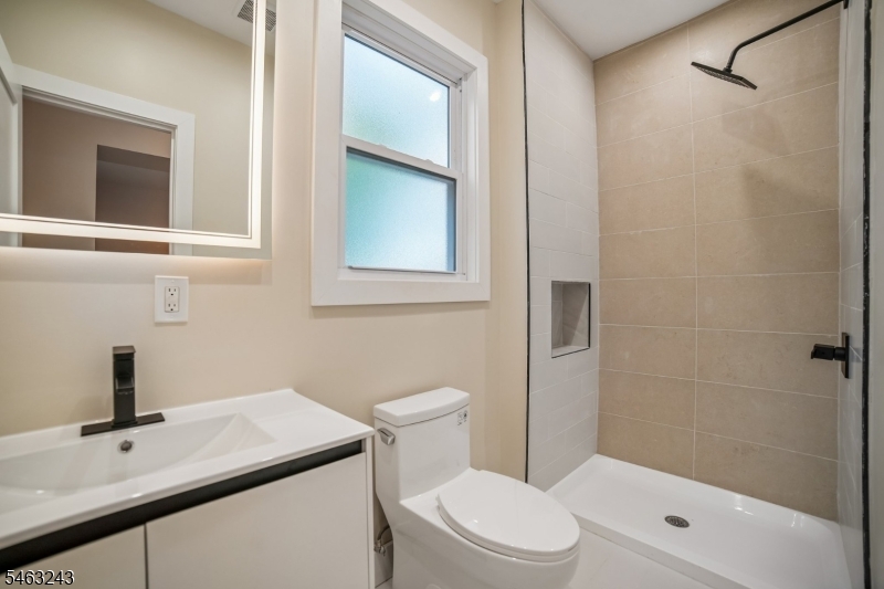 114 Peabody Pl Property Photo 24