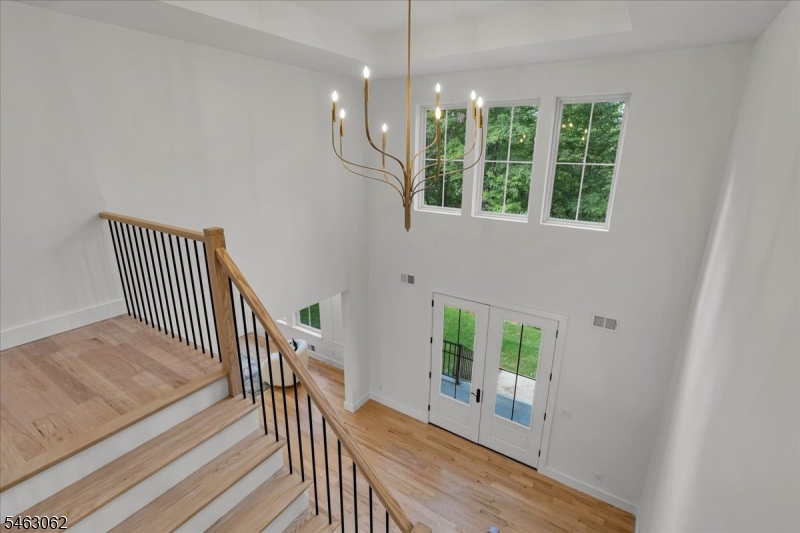 2042 W Broad St Property Photo 37