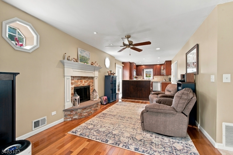 42 Circle Dr Property Photo 15
