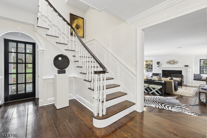 29 Gordon Rd Property Photo 3