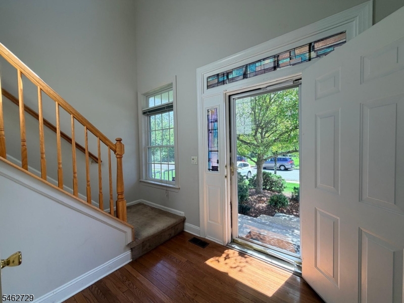 209 Raymound Blvd Property Photo 1