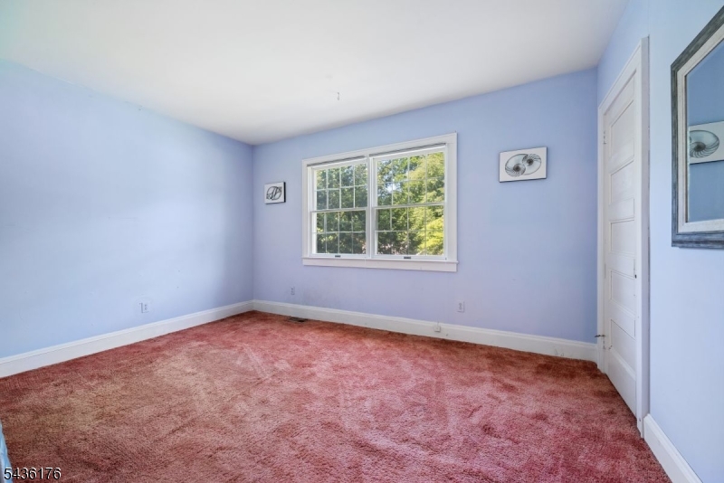 261 Beechwood Ave Property Photo 27