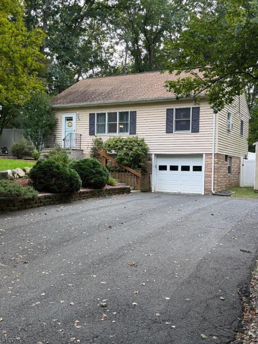 11 Richmond Rd Property Photo 3