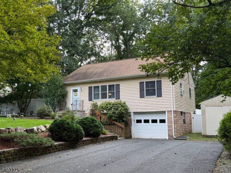 11 Richmond Rd Property Photo 4
