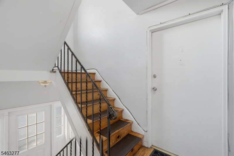 61 Union Avenue U-d2 D2 Property Photo 5
