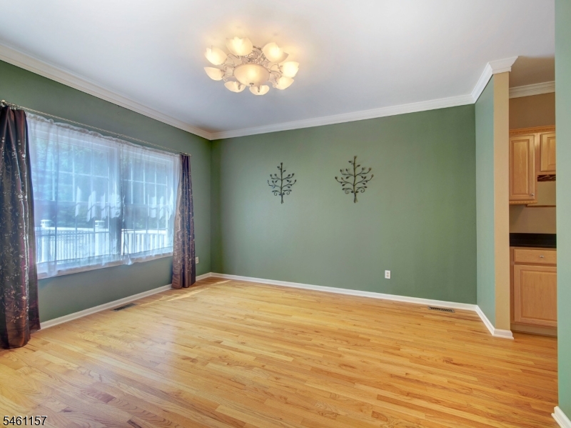 9 Bukiet Ct Property Photo 16