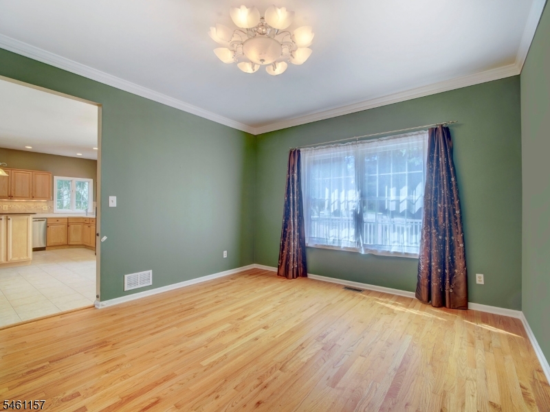 9 Bukiet Ct Property Photo 17