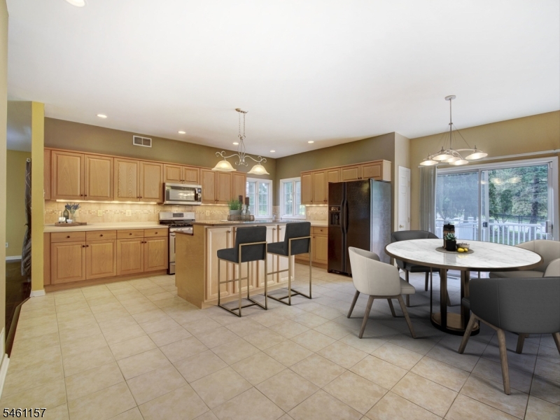 9 Bukiet Ct Property Photo 18