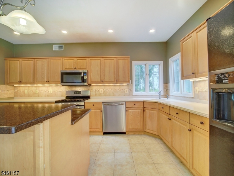 9 Bukiet Ct Property Photo 20
