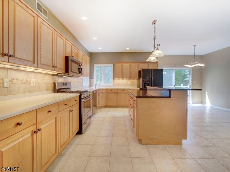 9 Bukiet Ct Property Photo 24