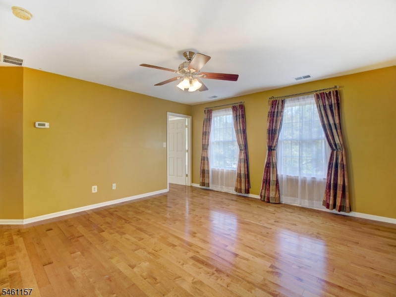 9 Bukiet Ct Property Photo 28