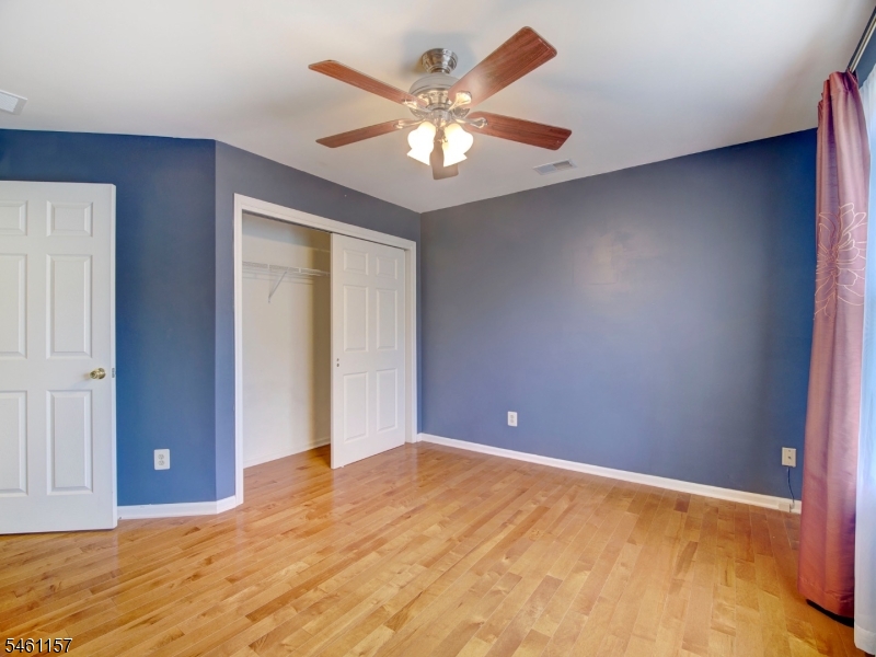 9 Bukiet Ct Property Photo 35