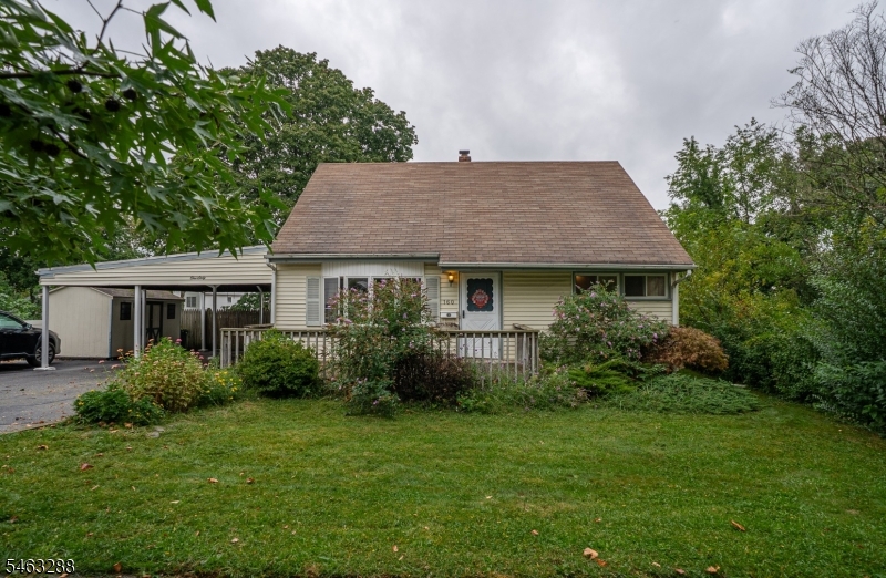 160 Dartmouth St Property Photo 1