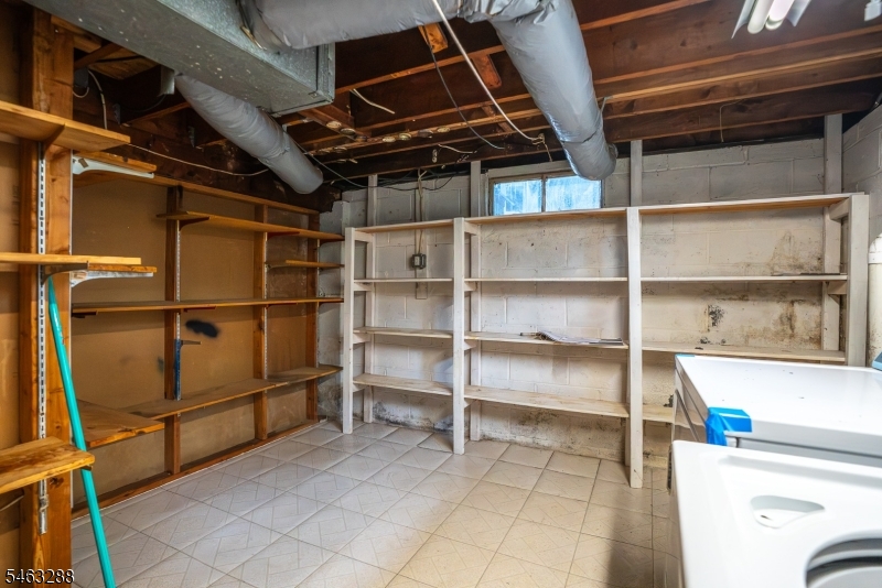 160 Dartmouth St Property Photo 15