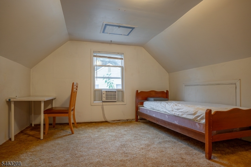 160 Dartmouth St Property Photo 19