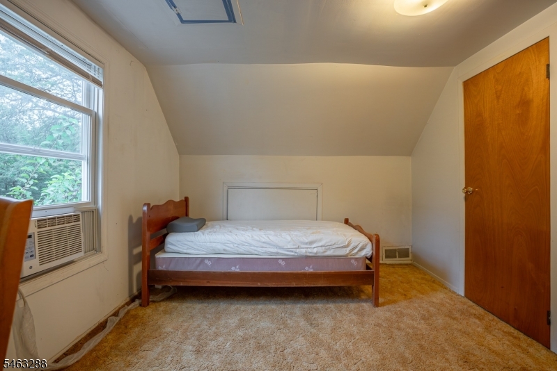 160 Dartmouth St Property Photo 20