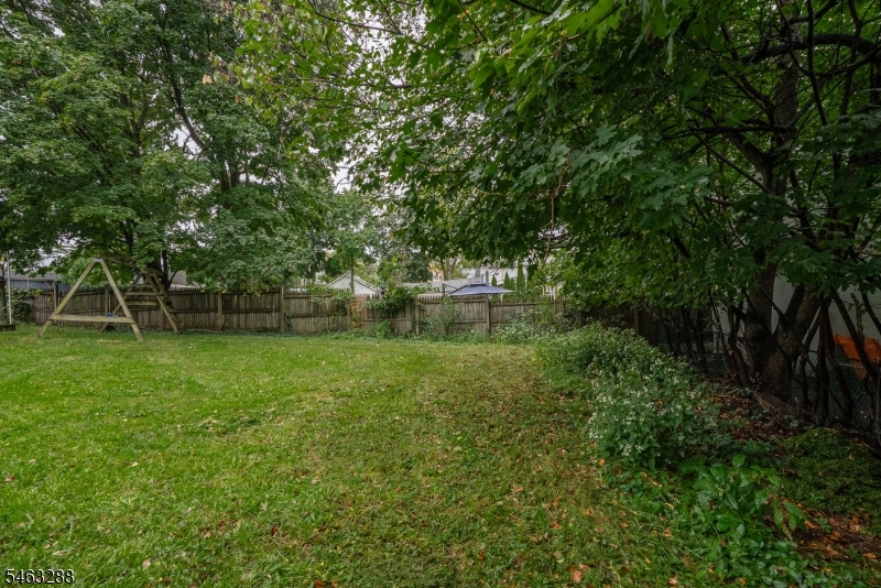 160 Dartmouth St Property Photo 28