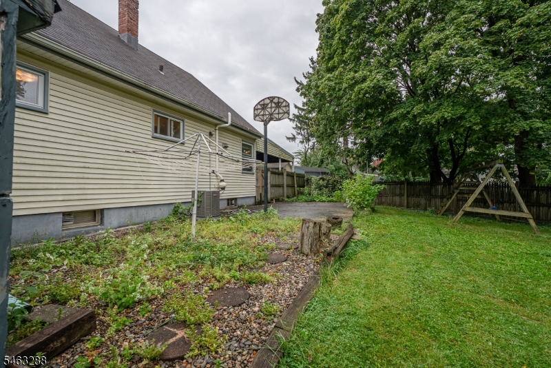160 Dartmouth St Property Photo 31