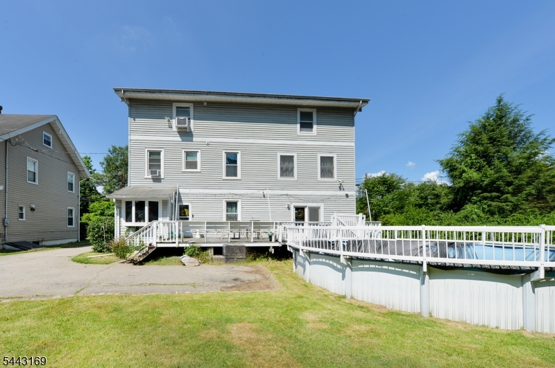 71 Ringwood Ave Property Photo 2