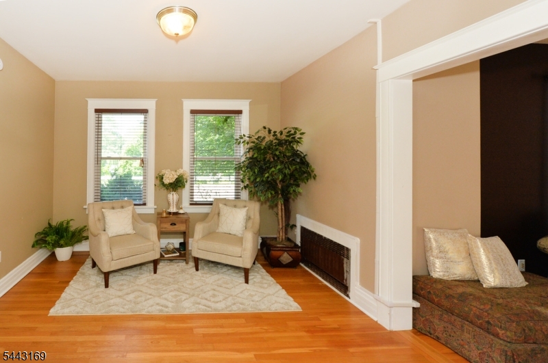 71 Ringwood Ave Property Photo 8