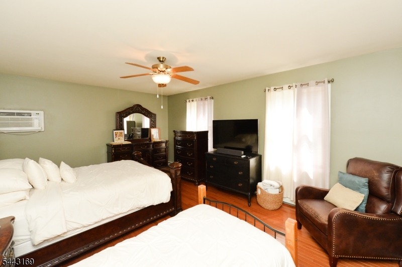 71 Ringwood Ave Property Photo 18