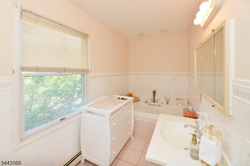 71 Ringwood Ave Property Photo 20