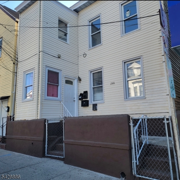 288 Totowa Ave Property Photo 2