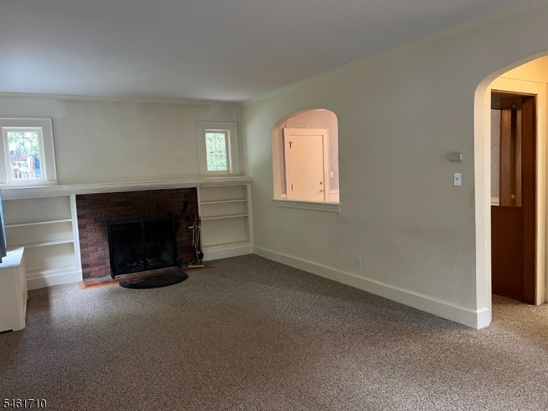 15 Sherman Pl Property Photo 3